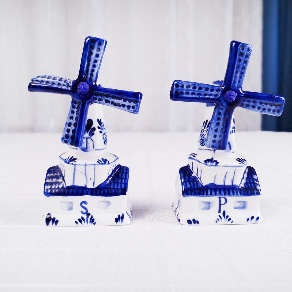 Vintage Delft Style Blue White Ceramic Rotating Windmill Salt and Pepper Shakers
